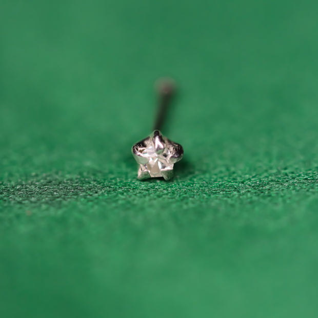 Iced Bling " Star " Nosepin